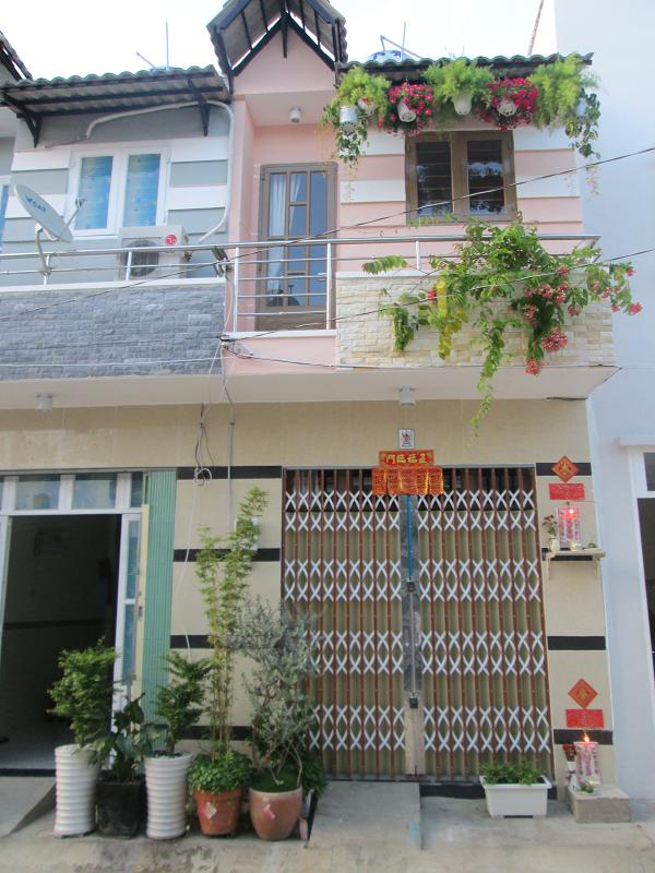 Nhà trên đường Lê Văn Lương - Liên hệ xem nhà: 0909 177 086. Chị Trang