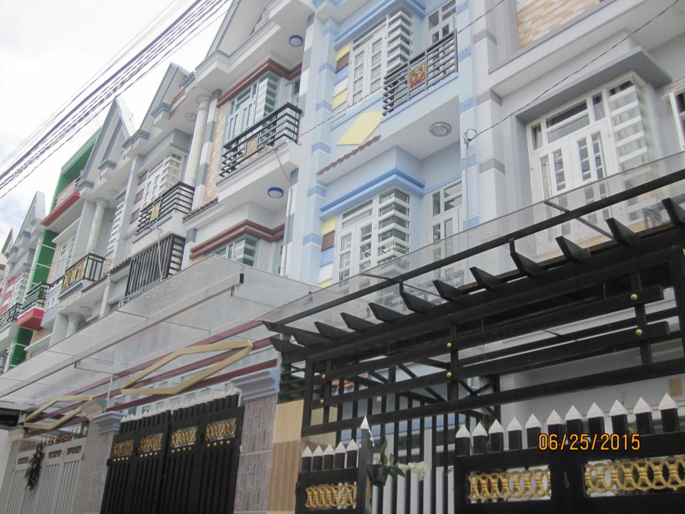Bán căn nhà 1 trệt 1 lầu mới xây ngay trung tâm P. Thạnh Lộc Q.12