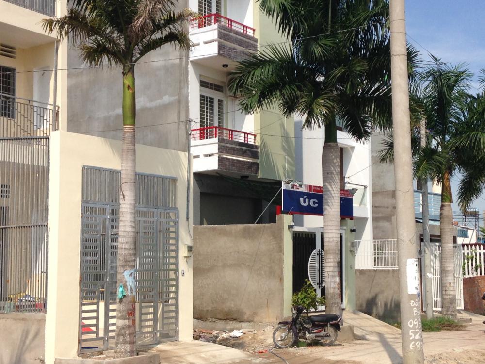 Bán nhà  E8/221/A2 tổ 8 ấp 5, quốc lộ 50, xã phong phú, huyện Bình Chánh;68m2;1,75 tỷ