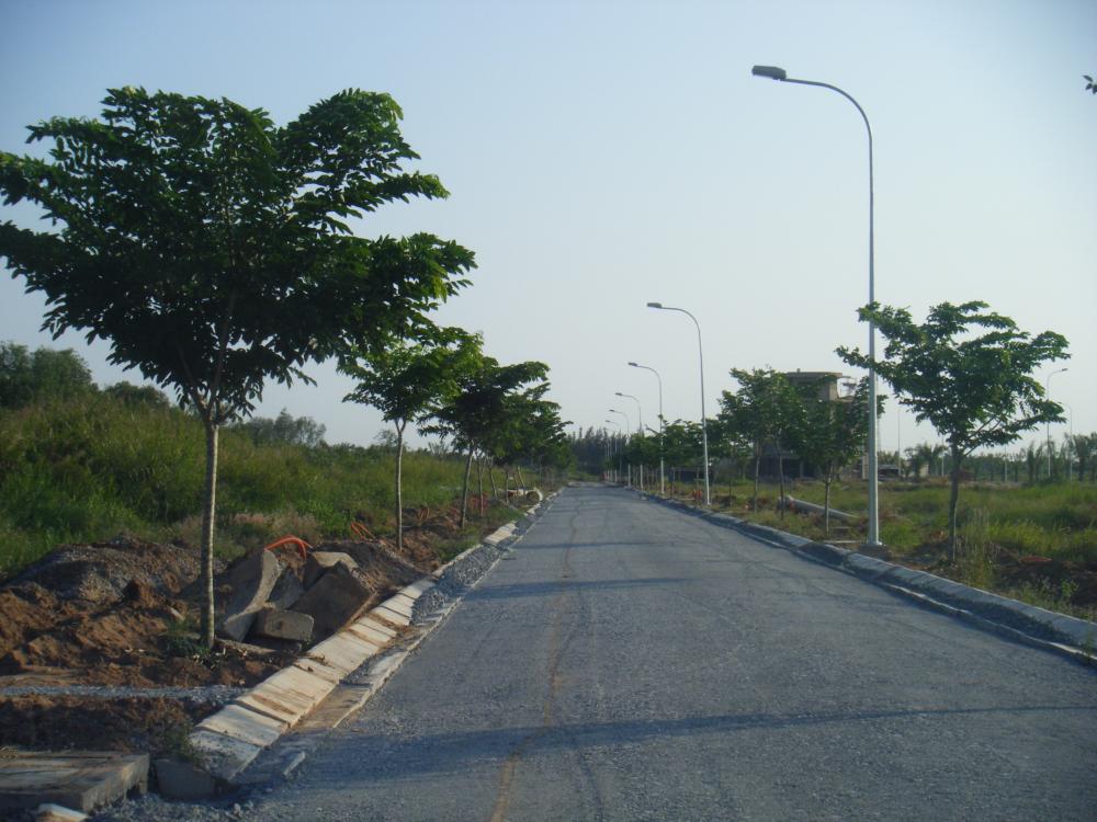 + BÁn nhà phố , biệt thự vị trí 2 mặt tiền DA The Star Village.