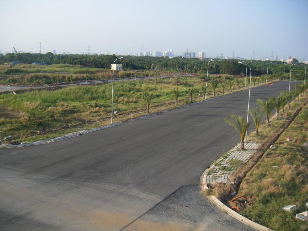 + BÁn nhà phố , biệt thự vị trí 2 mặt tiền DA The Star Village.