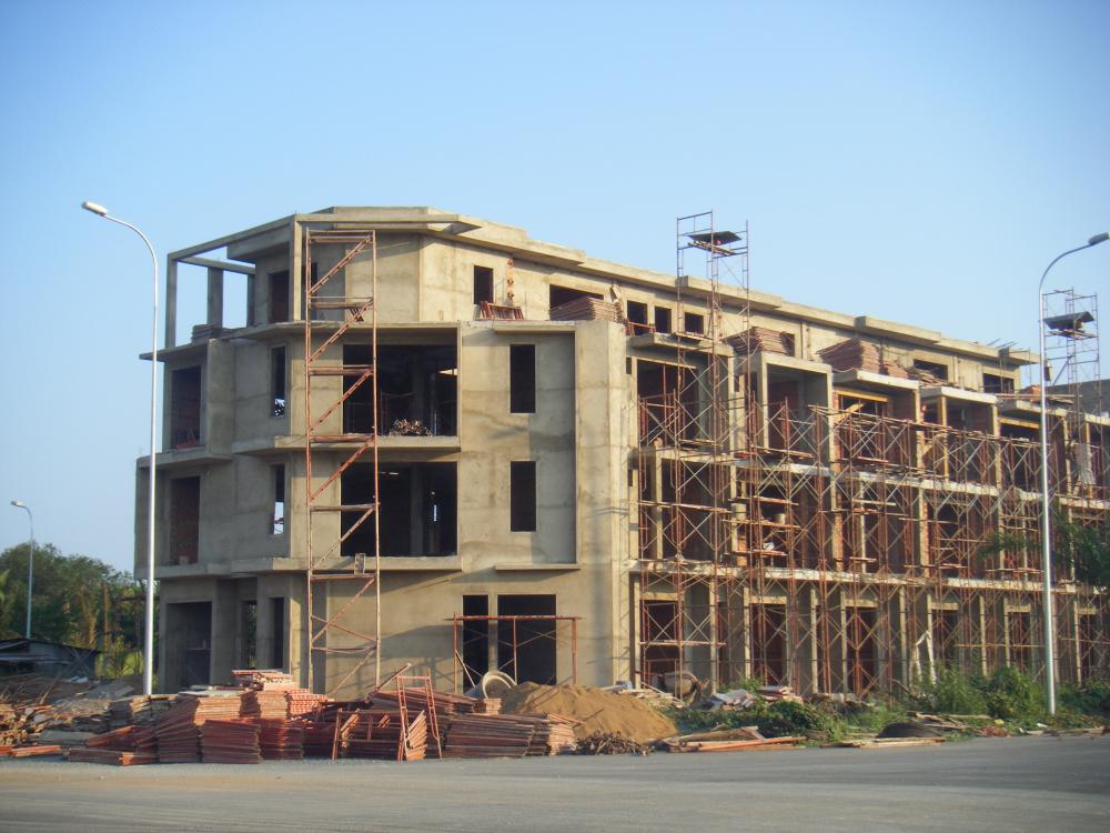 + BÁn nhà phố , biệt thự vị trí 2 mặt tiền DA The Star Village.