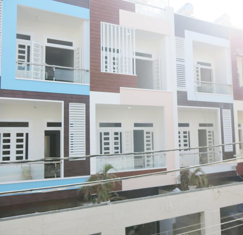 Bán nhà đường 22, Phạm Văn Đồng 1T, 3 Lầu, 4 Phòng, dt 4,2x17,3m,sổ hồng, giá 3,6 tỷ(TL)