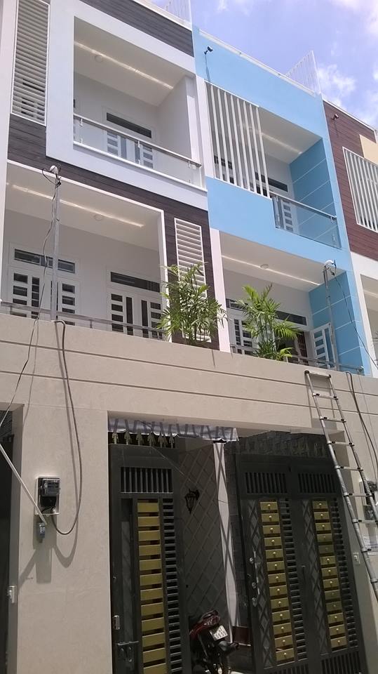 Nhà 1T 2L, 4PN 6WC,đường 20, sát Phạm Văn Đồng, cách cầu Bình Triệu 600m, đường nhựa 8m. 