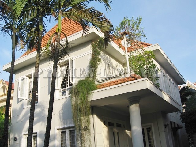 Bán biệt thự quận Bình Thạnh villa kiểu Pháp 326m2 sổ hồng