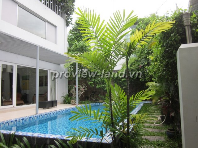 Nhà bán quận 2 khu Thảo Điền dt 450m2 có sân vườn và hồ bơi rất yên tĩnh giá hợp lý