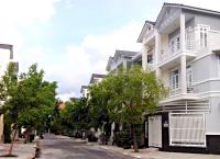 Định cư nước ngoài cần bán gấp nhà mặt tiền đường 9A, KDC Trung Sơn, DT: 5*20m, giá 12,9 tỷ