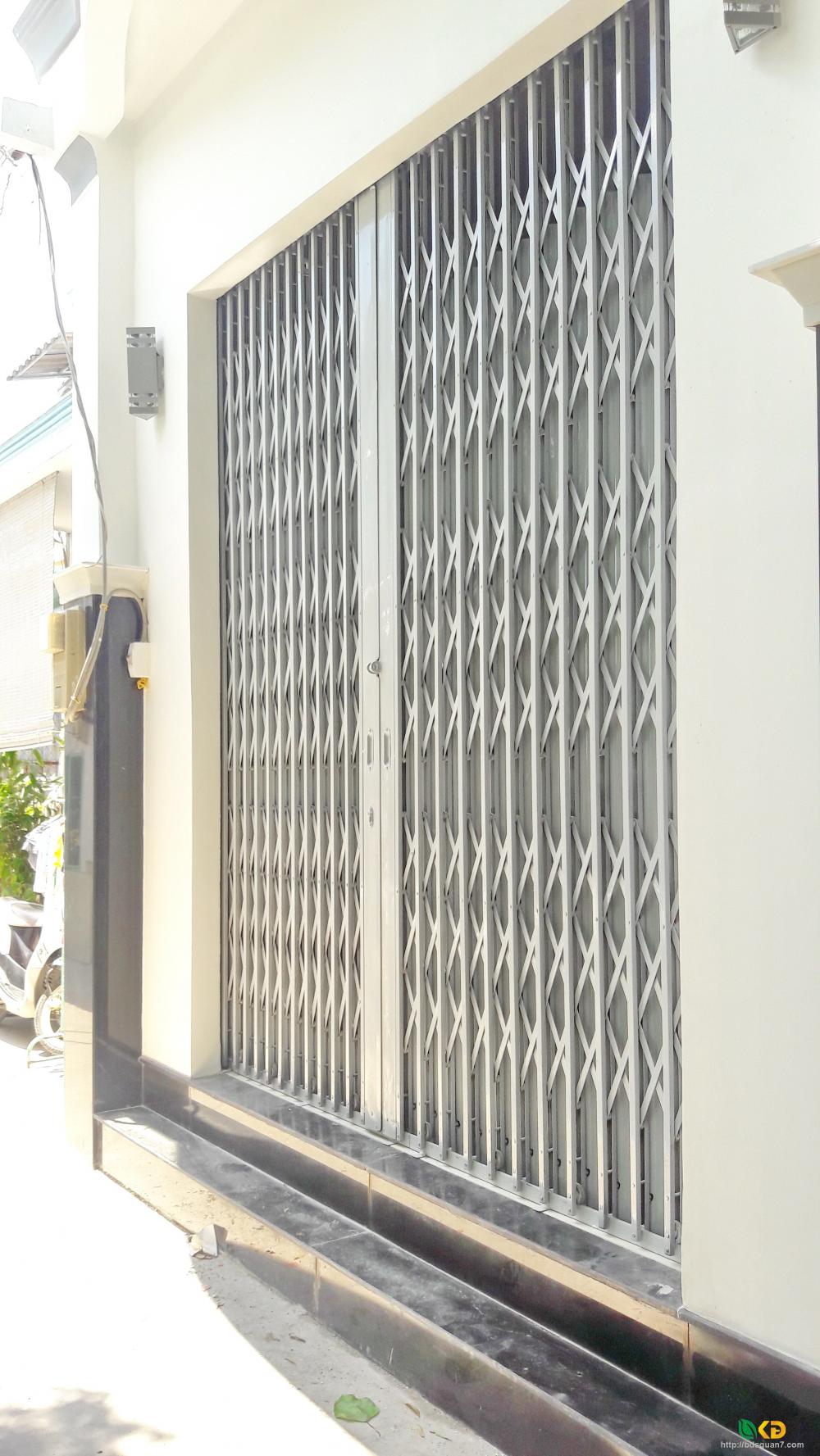 Bán nhà MT đường Huỳnh Văn Bánh, Q.Phú Nhuận, DT:4x27m, 3 lầu, 15 tỷ