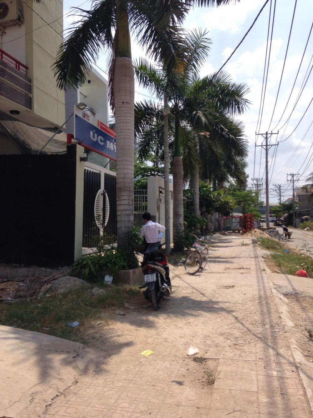 Bán nhà  E8/221/A2 tổ 8 ấp 5, quốc lộ 50, xã phong phú, huyện Bình Chánh;68m2;1,75 tỷ