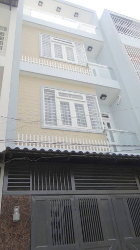Bán nhà sau mặt tiền đường Cống Quỳnh phường Nguyễn Cư Trinh quận 1 4mx14m