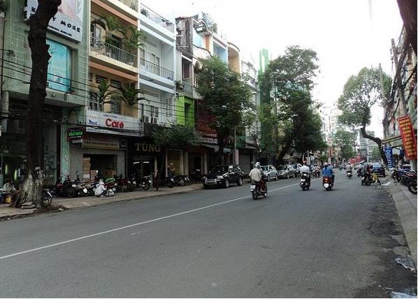 Bán nhà mặt tiền đường Nguyễn Văn Mai, Phường 8, quận 3. Kích thước 4,9mx20m, 2 lầu đẹp