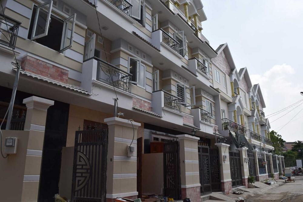 Bán nhà phố 2 mặt tiền không gian sống hiện đại cách mặt tiền đường Nguyễn Oanh 200m, Gò Vấp