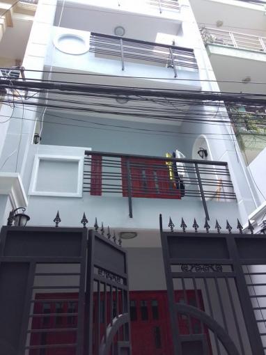 Bán nhà MT đường Trần Nguyễn Trãi Nguyễn Cư Trinh Q1 DT: 130m2
