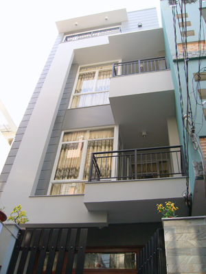 Bán nhà MT đường Cao Bá Nhạ, P Nguyễn Cư Trinh, Q1: Dt: 76.5m2