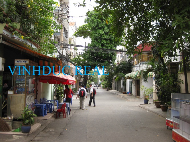 Chính chủ cần bán gấp BT mini đường Nguyễn Văn Đậu, dt 8 x 32m, 3 tầng, giá 11.9 tỷ, LH 0906605797