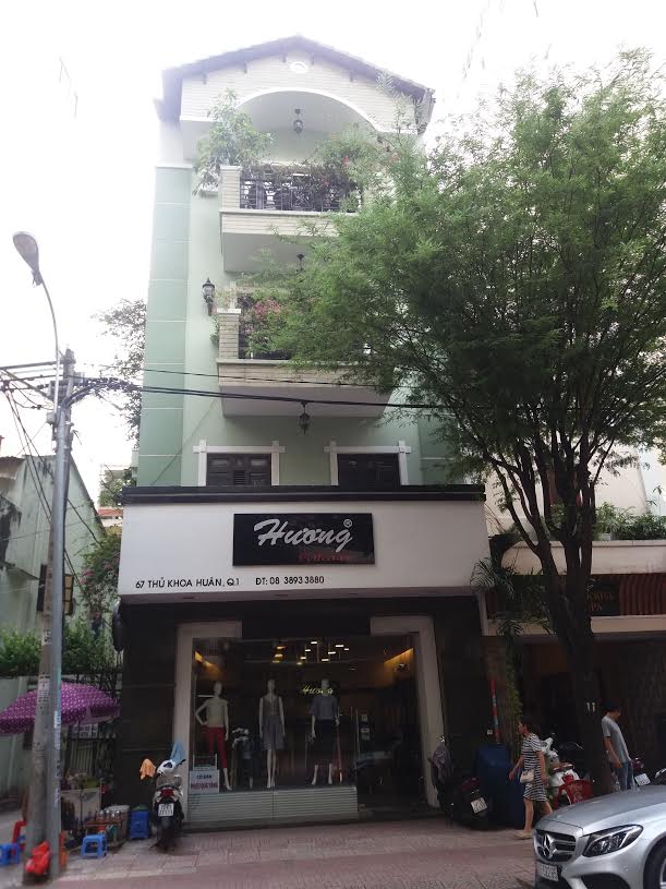 Bán nhà mặt phố quận 5 ngay trung tâm thương mại đường Hùng Vương, DT 6,2m x 17m, giá ngang nhà hẻm