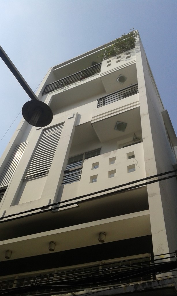 Bán nhà hẻm 5m Trần Bình Trọng, phường 4, quận 5, 4 lầu, giá 6,7 tỷ