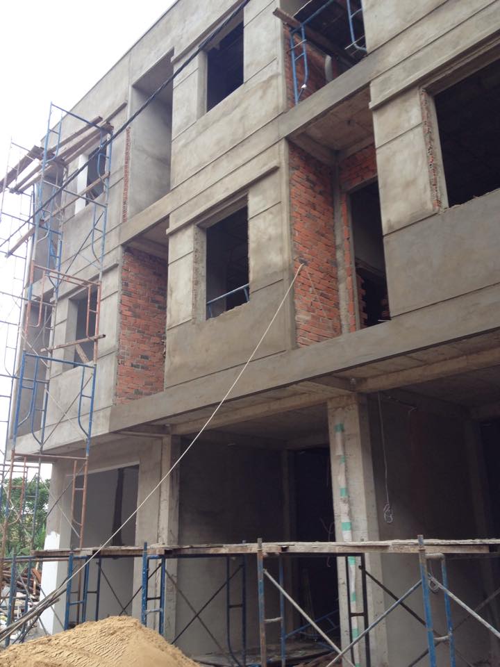 Bán nhà phố hoàn thiện đầy đủ, gần trường tiểu học Phú Hữu, gần UBND phường Phú Hữu giá tốt