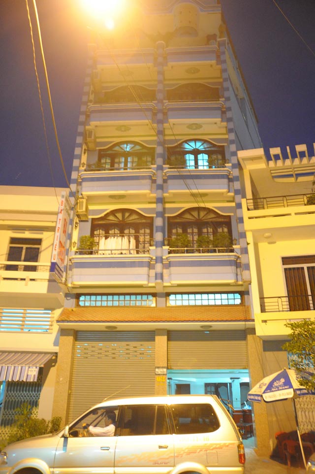 Bán tòa nhà mặt tiền đường Trương Quốc Dung, Phường 8, Quận Phú Nhuận, DT 15x11m, gồm 1 trệt 4 lầu