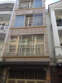 Bán nhà đường Huỳnh Tịnh Của, góc 2 mặt tiền, DT: 20m x 25m, Villa 1 lầu, giá rẻ