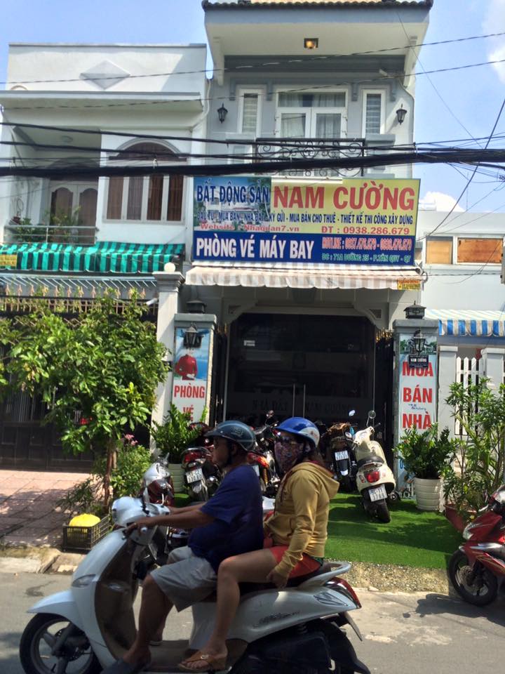 Bán nhà đường đường Nguyễn Thị Thập, Phường Tân Quy, Quận 7, DT: 5x30m, trệt 2 lầu ST