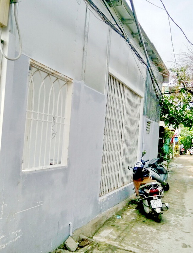 Bán gấp nhà giấy tờ tay 300 Nguyễn Văn Linh, Phường Bình Thuận, Quận 7