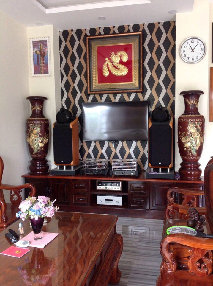 Bán đất nền biệt thự Minh Tuấn 750m2, tặng toàn bộ nội thất đường Đỗ Xuân Hợp, Quận 9
