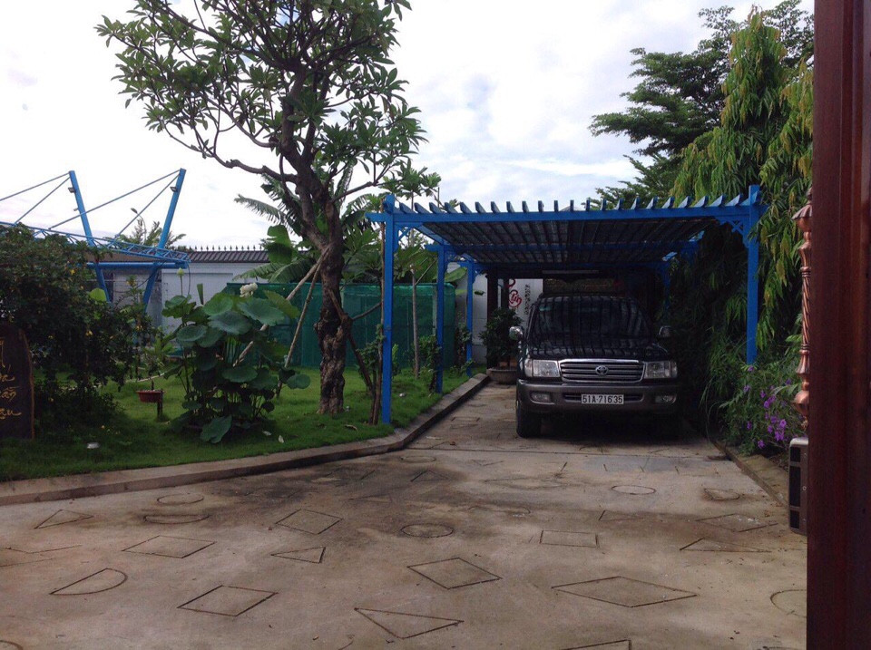 Bán đất nền biệt thự Minh Tuấn 750m2, tặng toàn bộ nội thất đường Đỗ Xuân Hợp, Quận 9