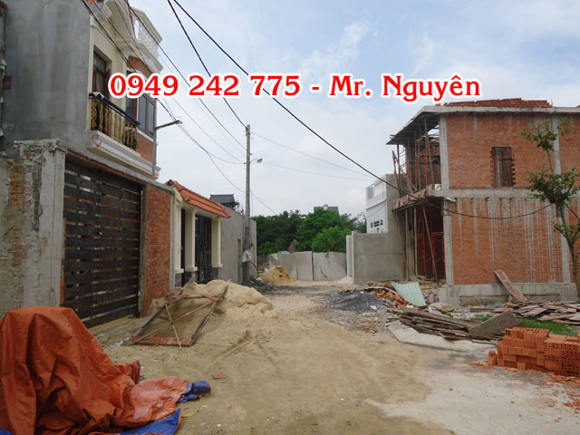 63 nền đất An Phú Đông, Quận 12 giá 20 Tr/m2. Nhiều nhà đang xây, có hình thật, hạ tầng hoàn thiện