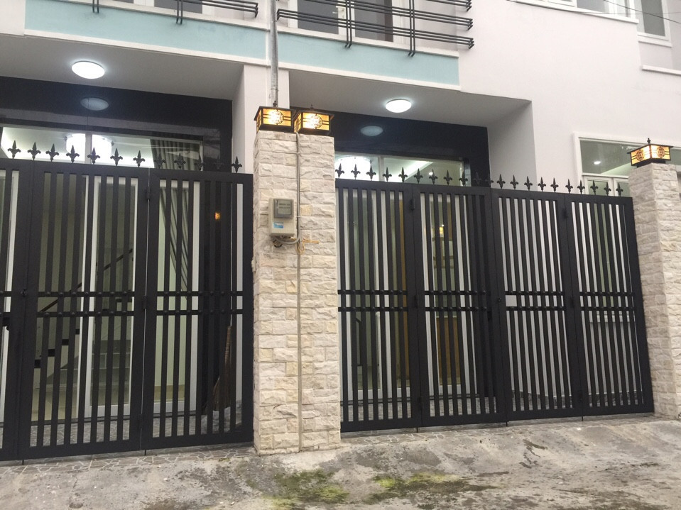 Bán nhà Quận 2 đường Nguyễn Văn Giáp, 2 căn liền kề giá 7.5 tỷ