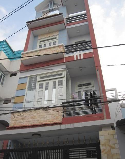 Gia đình bán gấp nhà MT Trần Phú, P4, Q5, DT: 3.2x15m, giá 7.5 tỷ, rất tốt nhà mới ra