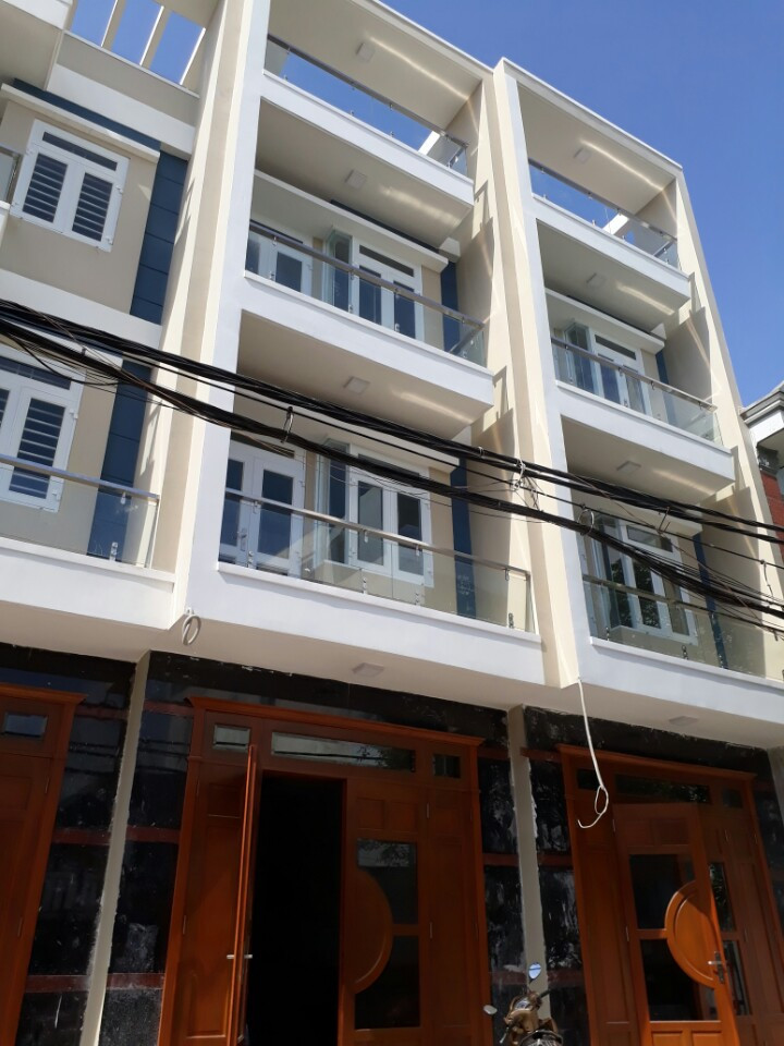 Nhà phố Nguyễn Oanh nối dài, DT: 4m x 19m