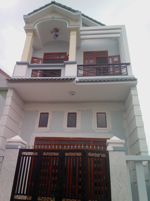 Tôi bán căn nhà sổ hồng riêng ở đường Lê Đình Cẩn, Q. Bình Tân, DT: 4 x 8m, giá 1.25 tỷ