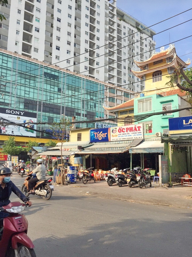 Bán nhà 2 lầu, 4.5x6m, đường Vĩnh Khánh, Phường 10, Quận 4