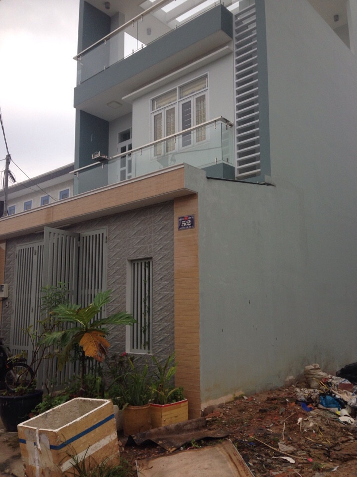 Cần bán căn nhà cấp 4 mặt tiền đường Thống Nhất chính chủ 5.5mx30m, quận Gò Vấp