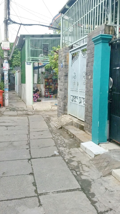 Bán gấp nhà hẻm 198 Nguyễn Thị Thập, Phường Bình Thuận, Quận 7