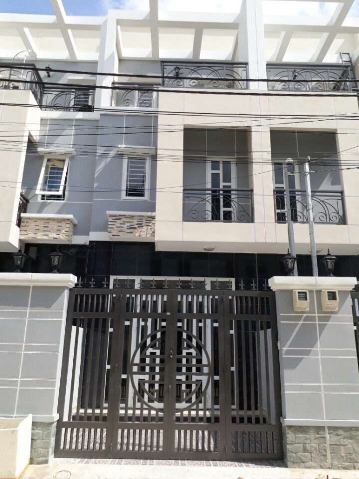 Nhà phố cao cấp Tô Ngọc Vân vào 30m, DT 4m x 17m đường bê tông 8m