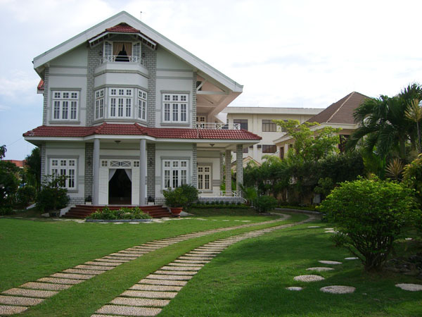 Bán villa Khu Fideco Thảo Điền, 4PN, 362m2, có sân vườn hồ bơi