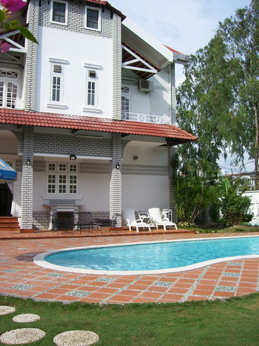Bán villa Khu Fideco Thảo Điền, 4PN, 362m2, có sân vườn hồ bơi