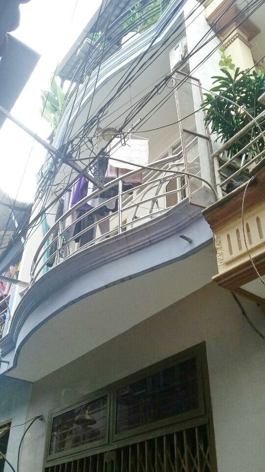 Bán nhà trệt, lầu, sân thượng, hẻm 67 Bùi Văn Ba, P. Tân Thuận Đông, Quận 7