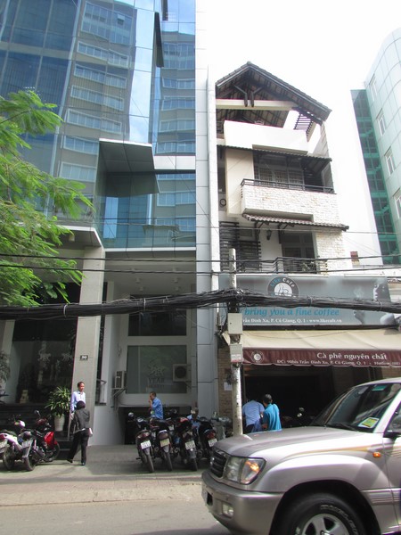 Bán tòa nhà VP 8,5×22m MT Trần Đình Xu, gần ngã tư Trần Hưng Đạo