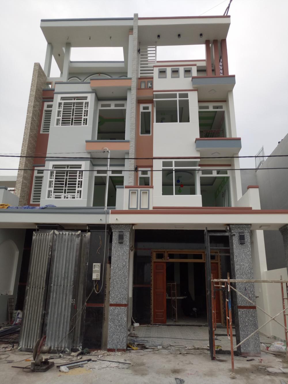 Bán nhà mới xã Tân Xuân, 1 trệt, 3 lầu, ngay quán Cô Chủ Nhỏ, SHR, giá 3.27 tỷ 