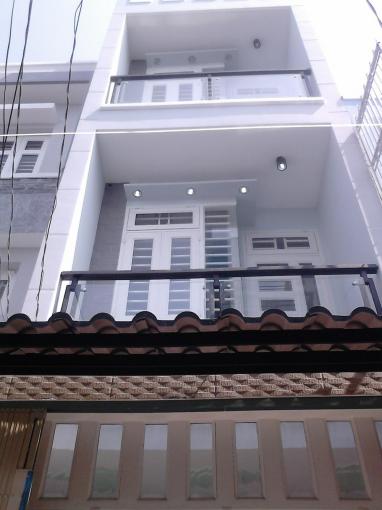 Bán nhà mặt phố tại phố Đỗ Thúc Tịnh, Phường 12, Gò Vấp, Tp. HCM diện tích 40m2 giá 1.76 tỷ