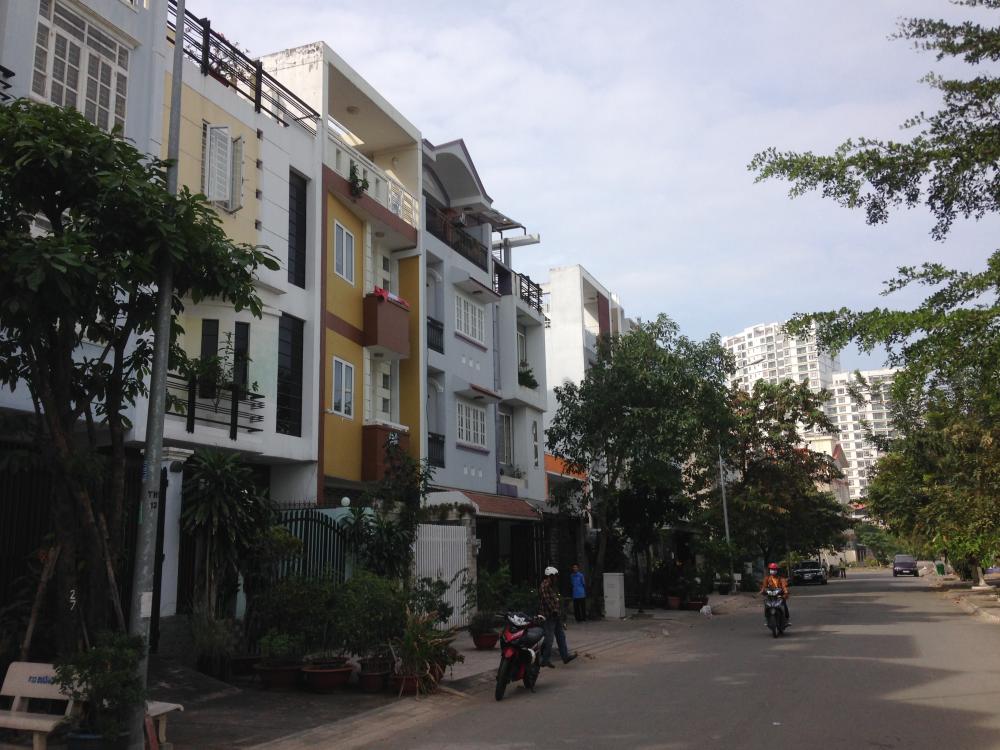 Bán nhà khu tái định cư KDC Him Lam Kênh Tẻ, Quận 7