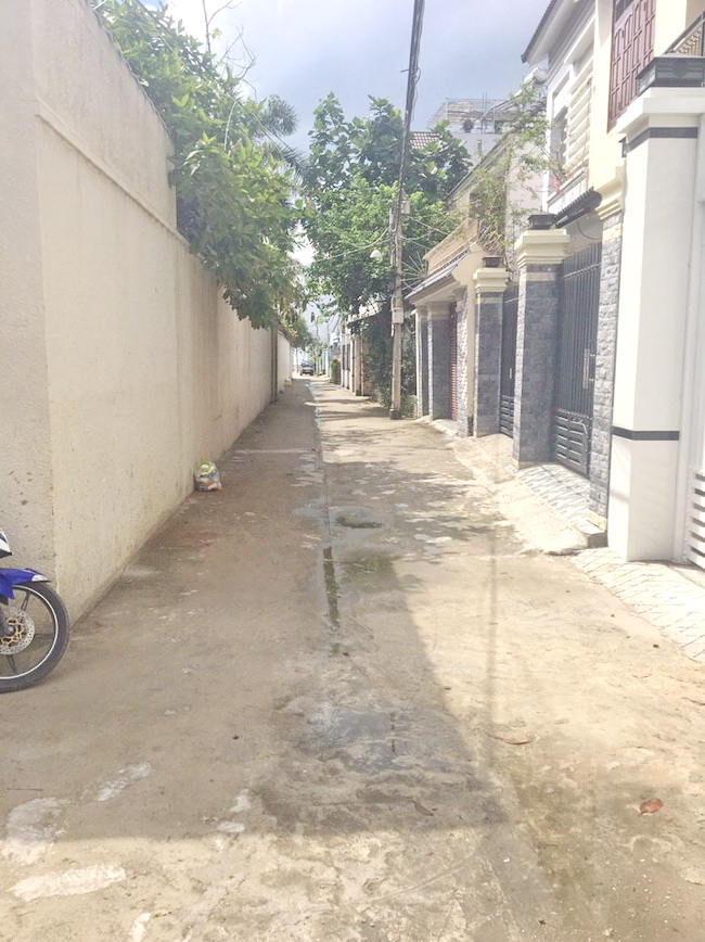 Bán nhà mặt tiền hẻm xe hơi đường Gò Ô Môi, P. Phú Thuận, Quận 7