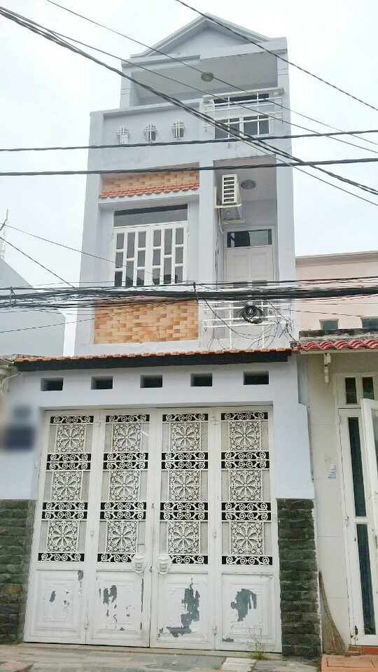 Bán gấp nhà mới trệt, 2 lầu mặt tiền đường số 47, phường Bình Thuận, Quận 7