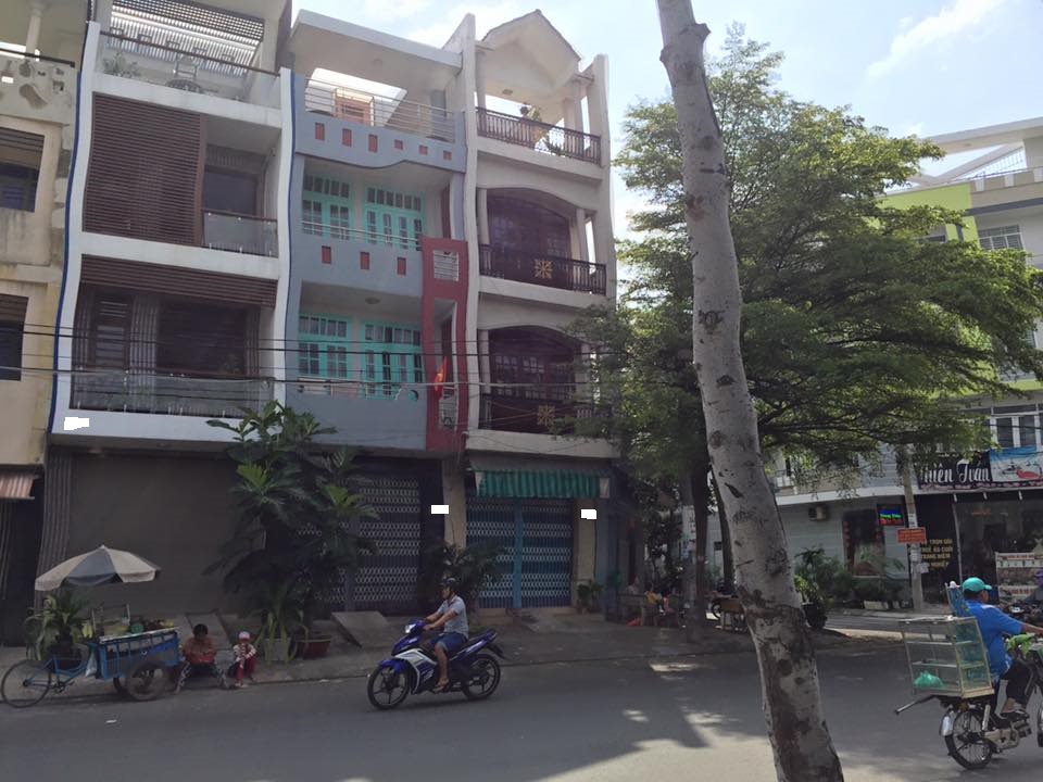 Bán nhà mặt tiền đường Vành Đai, Bình Phú 2, quận 6