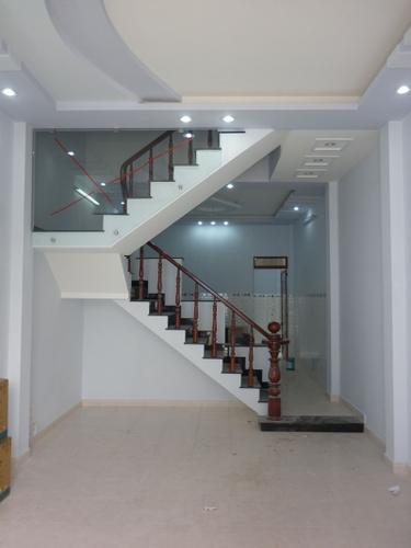 Nhà mới 1 lầu gần chợ Vĩnh Lộc- Bình Chánh - Hoàn thiện 100%. Lh 0909 935 354