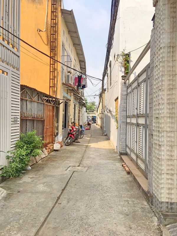 Bán gấp nhà hẻm xe hơi đường Lê Văn Lương, P. Tân Phong, Quận 7