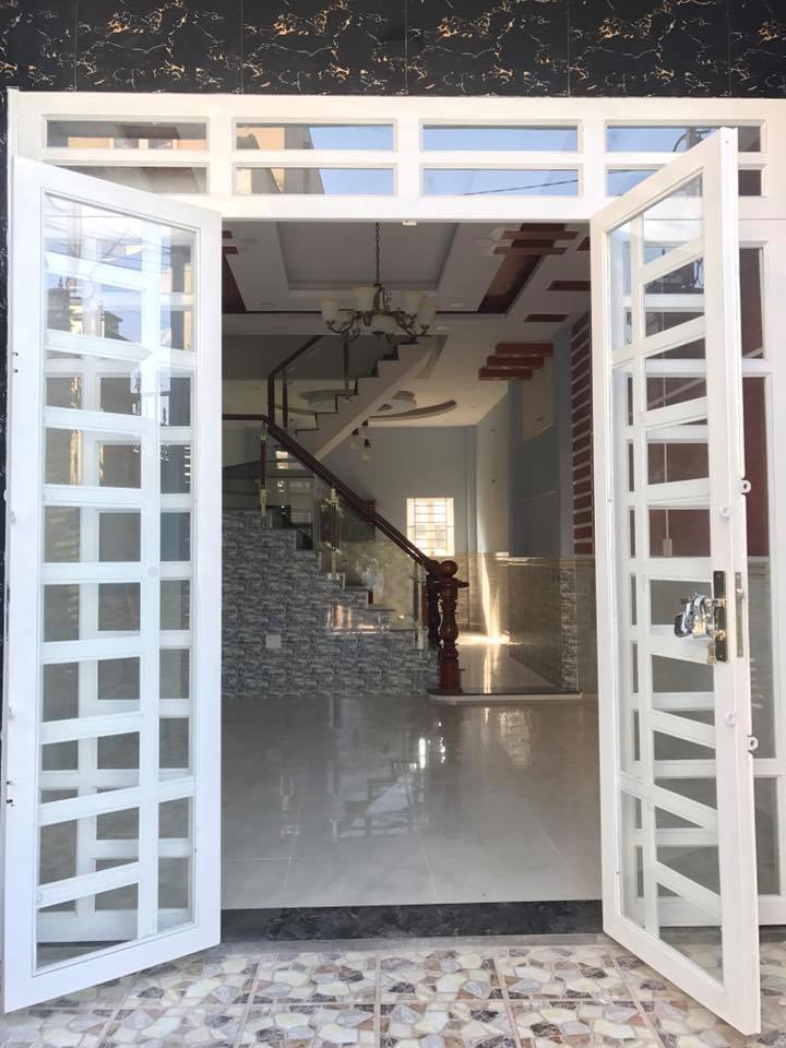 Cần bán gấp nhà mới 1 trệt, 2 lầu ngay đường Nguyễn Thị Tú chỉ 2,4 tỷ